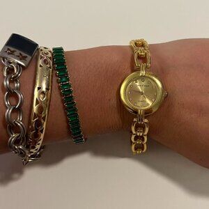 gold vintage watch circle